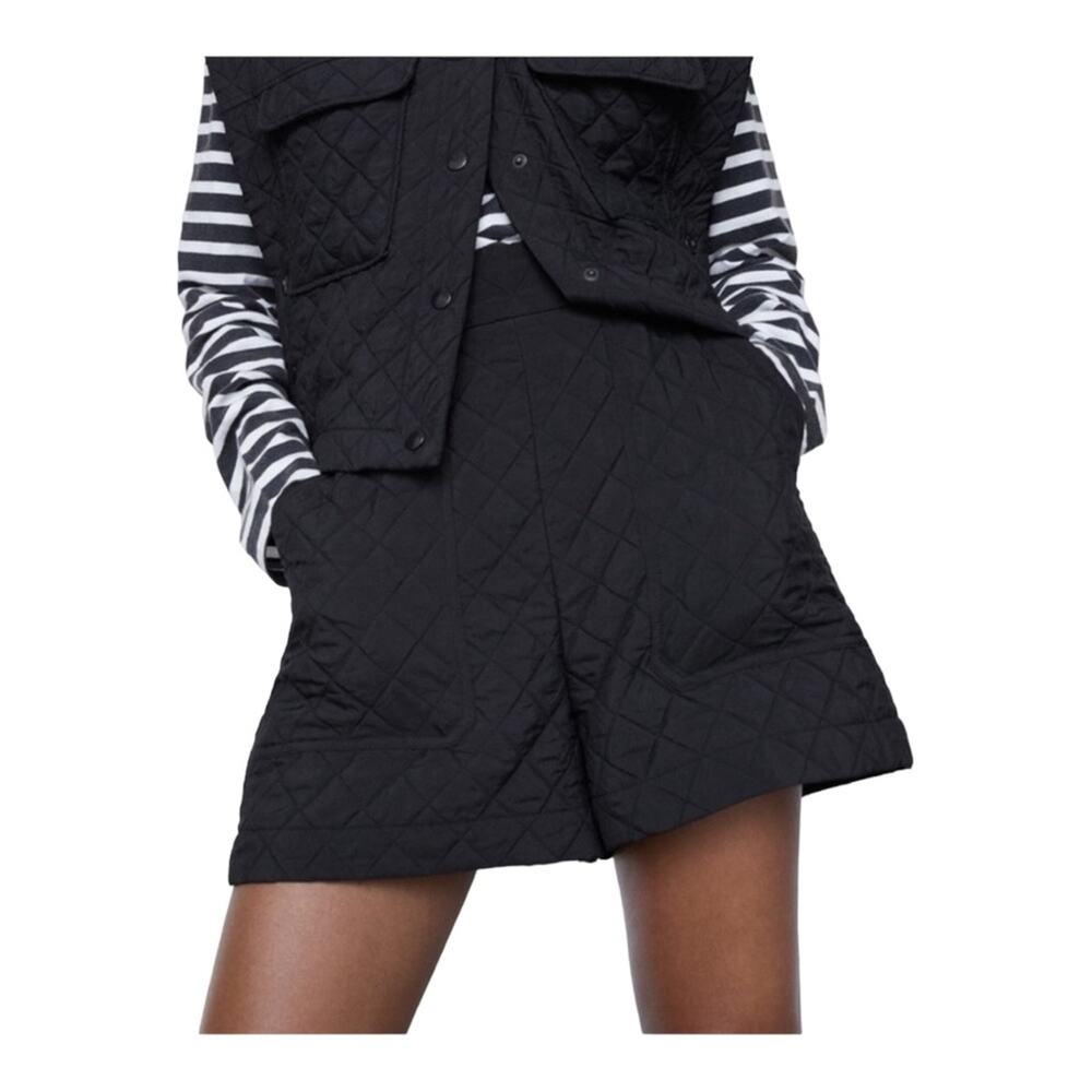 Zara Black Quilted High Rise Walking Shorts